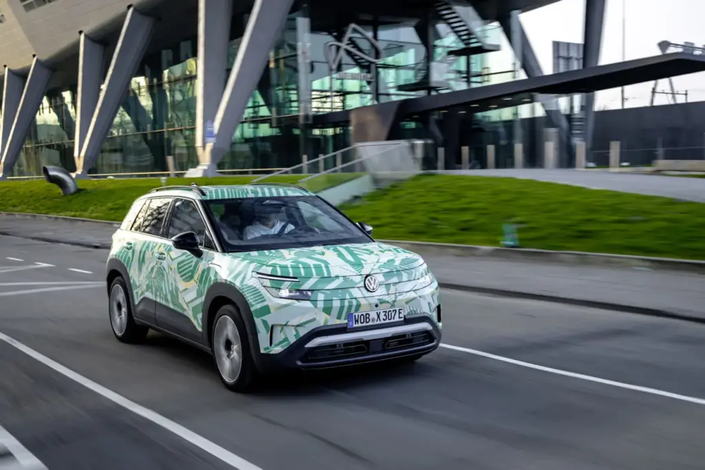 VOLKSWAGEN ID CROSS 15 Motor16