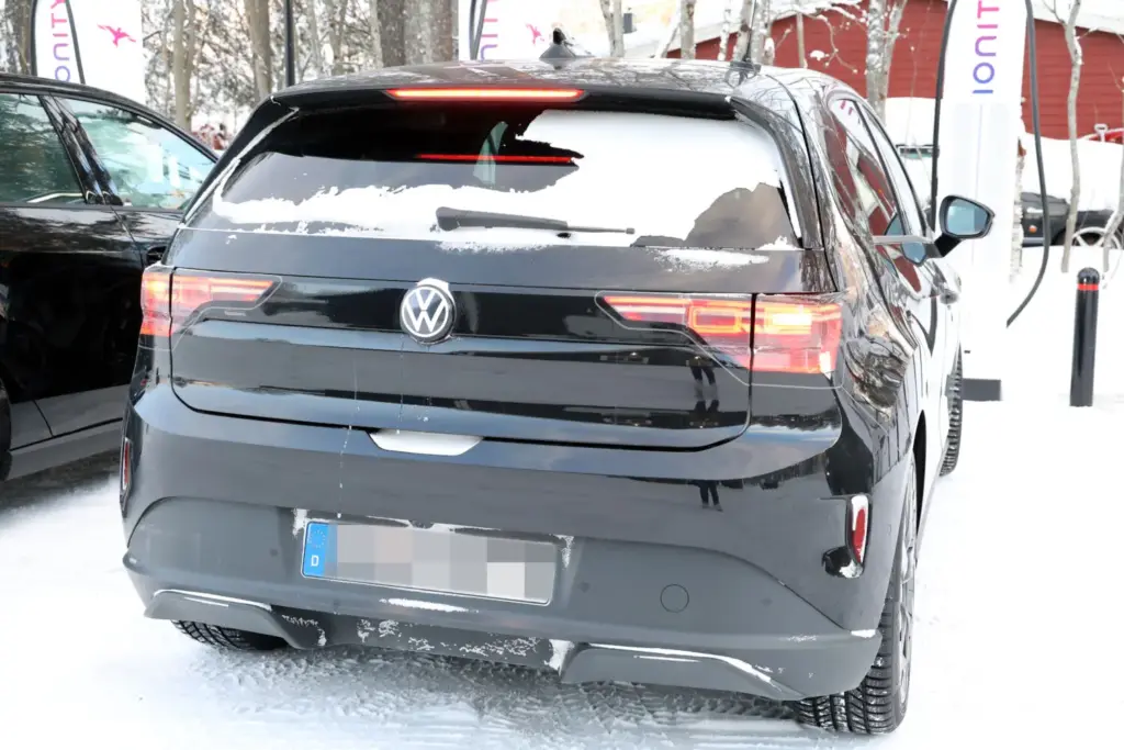 Volkswagen ID. Polo R Line Sportline 2026 17 Motor16