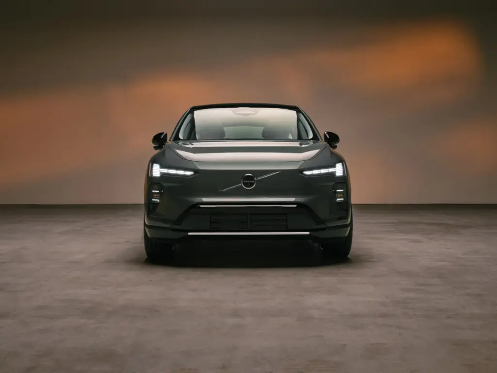 Volvo EX60 cinturon 13 Motor16