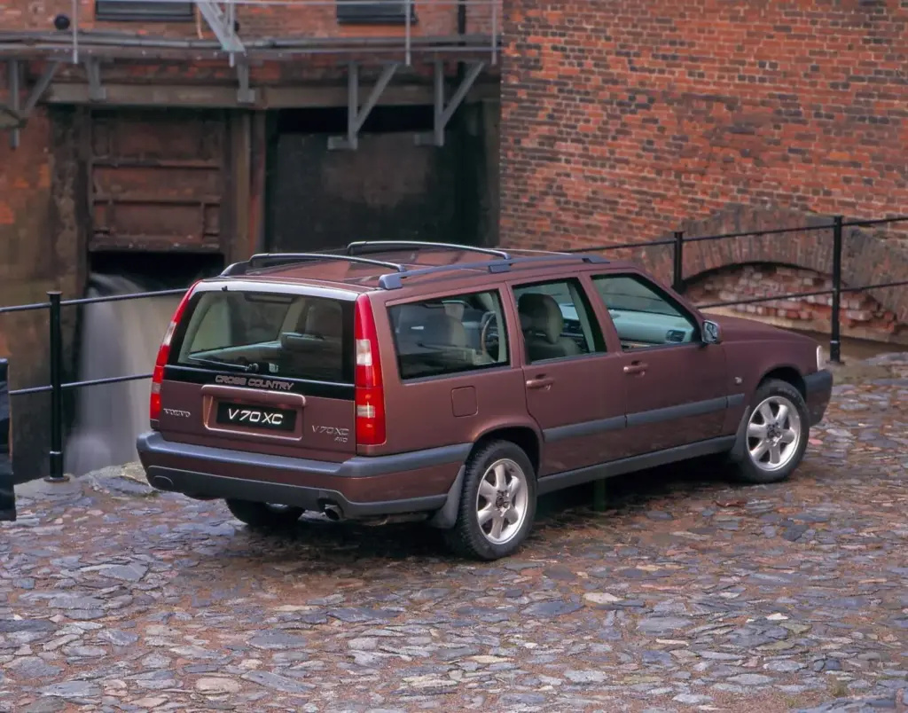 Volvo V70 XC 3 Motor16