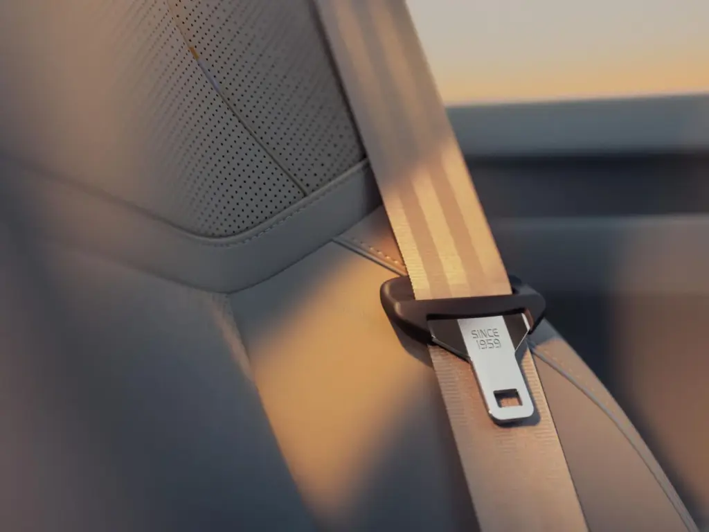 Volvo y sus cinturones de seguridad 10 Motor16
