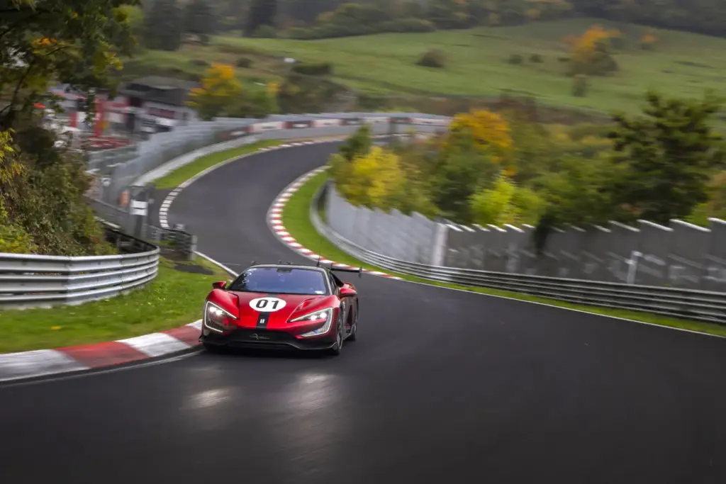 BYD acelera hacia el futuro: revolución en la carga ultrarrápida y crecimiento sin precedentes 12 Motor16 YANGWANG U9 Xtreme Nurburgring 1 Motor16