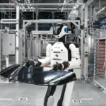Toyota despliega 400.000 robots en sus fábricas de Japón para trabajar codo con codo con sus operarios