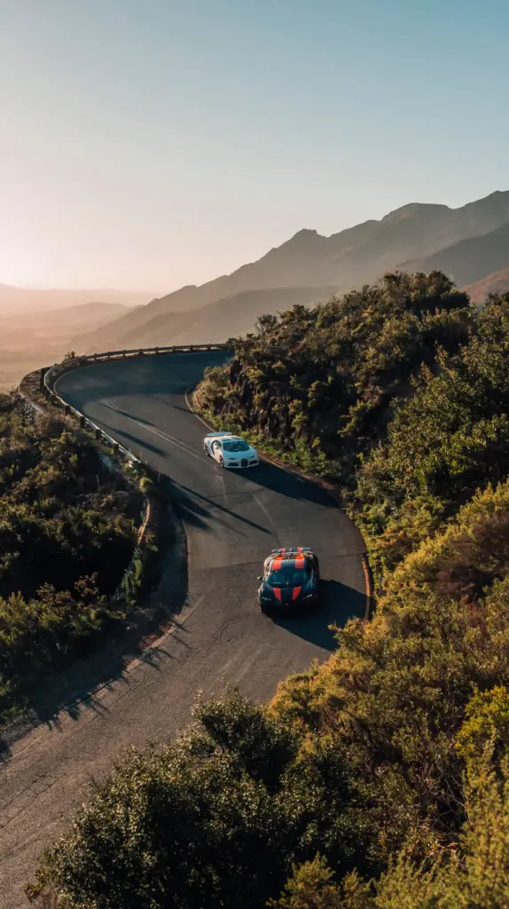 El Bugatti Grand Tour 2026 recorre Sudáfrica con los hiperdeportivos de Molsheim