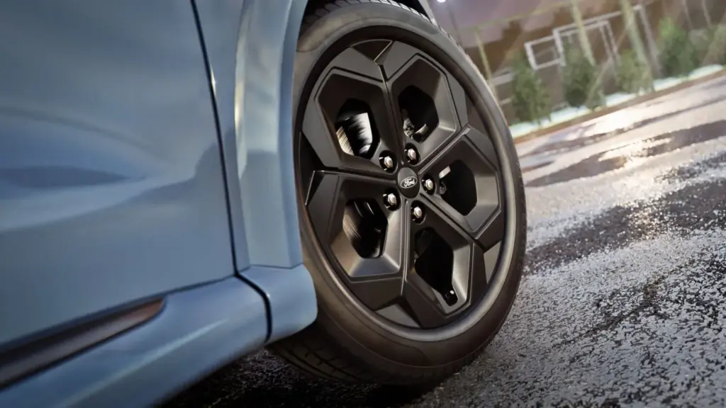 El Ford Puma 2026 aumenta su autonomía y se conduce sin manos