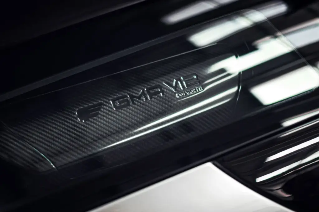 El GMA T.50s Niki Lauda recibe el beneplácito de Dario Franchitti en Baréin