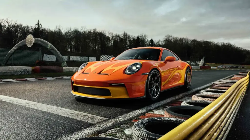 Porsche 911 S/T Sonderwunsch: el homenaje perfecto al 911 de la Camel GT Challenge 5 Motor16 porsche 911 s t 2026 12 Motor16