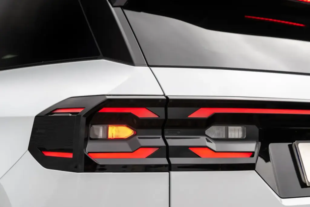 Prueba del Jeep E Compass First Edition 74 kWh: La civilización puede esperar