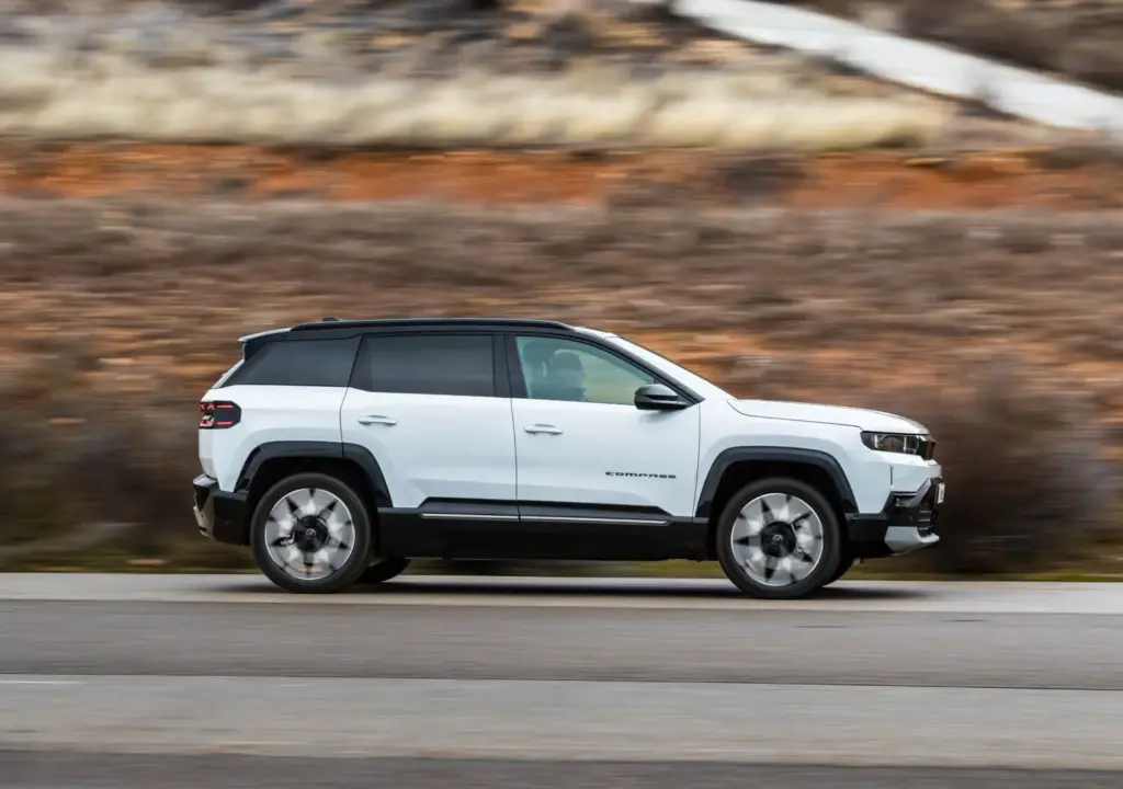 prueba jeep compass electrico 2026 motor 16 32 Motor16