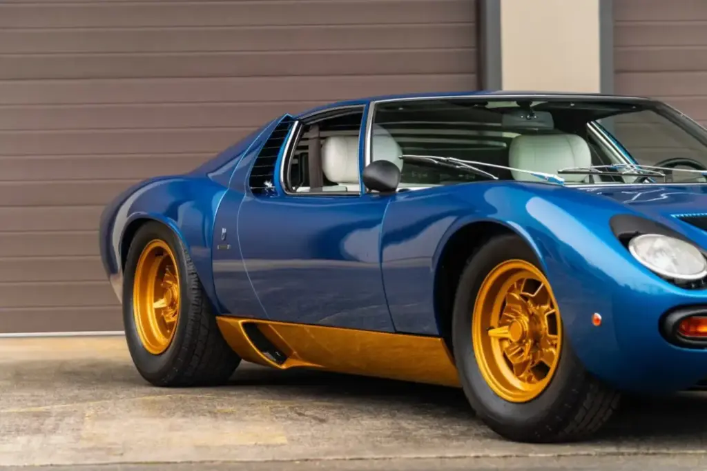 1972 Lamborghini Miura SV Mecum 13 Motor16