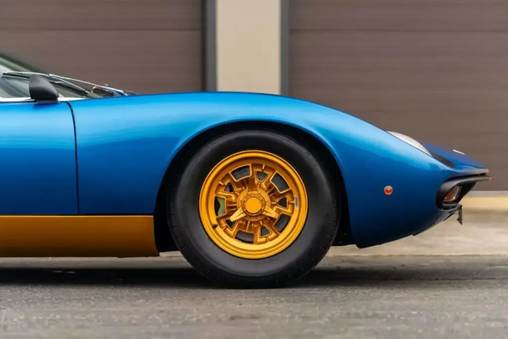 1972 Lamborghini Miura SV Mecum 16 Motor16