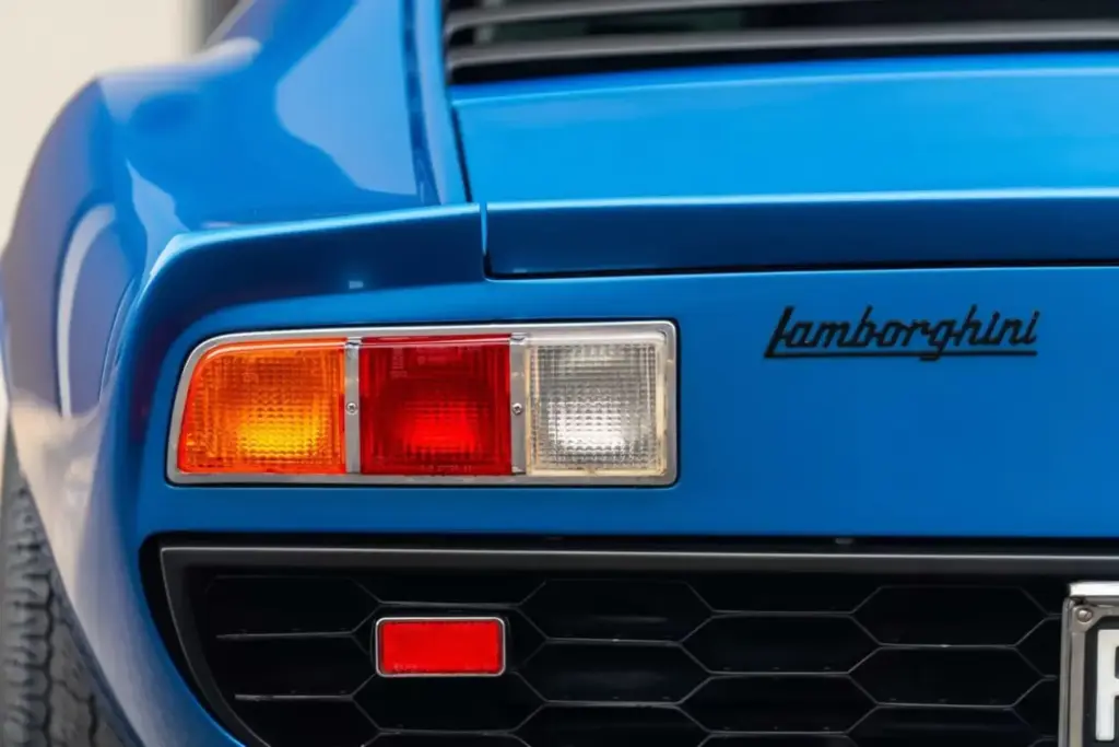 1972 Lamborghini Miura SV Mecum 17 Motor16