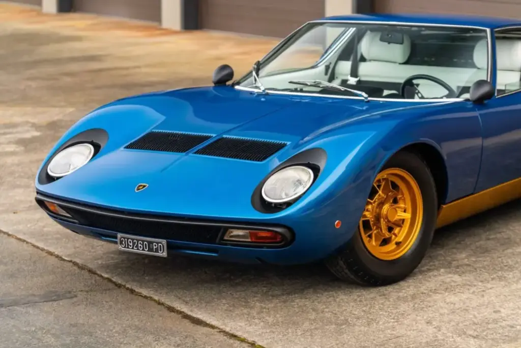 1972 Lamborghini Miura SV Mecum 18 Motor16