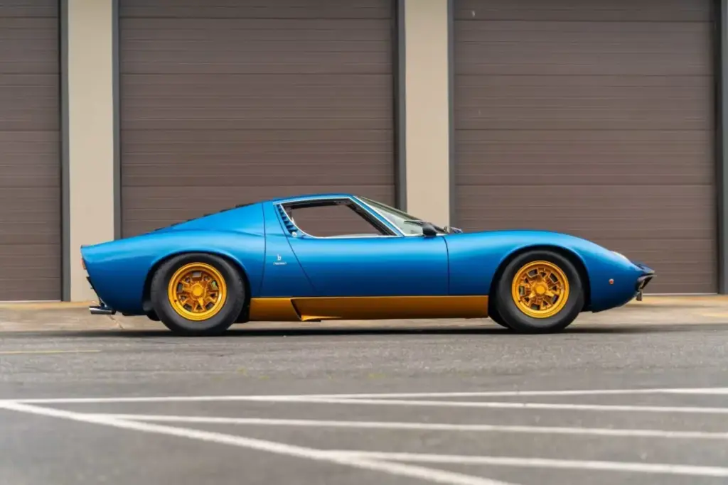 1972 Lamborghini Miura SV Mecum 2 Motor16