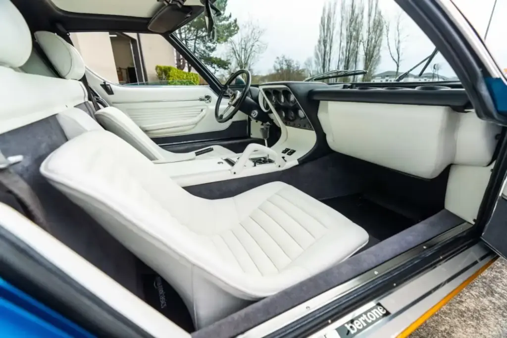 1972 Lamborghini Miura SV Mecum 21 Motor16