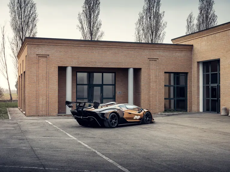 2022 Lamborghini Essenza SCV12 Sothebys 1 Motor16