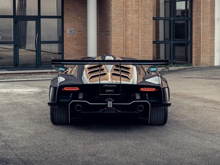 2022 Lamborghini Essenza SCV12 Sothebys 15 Motor16