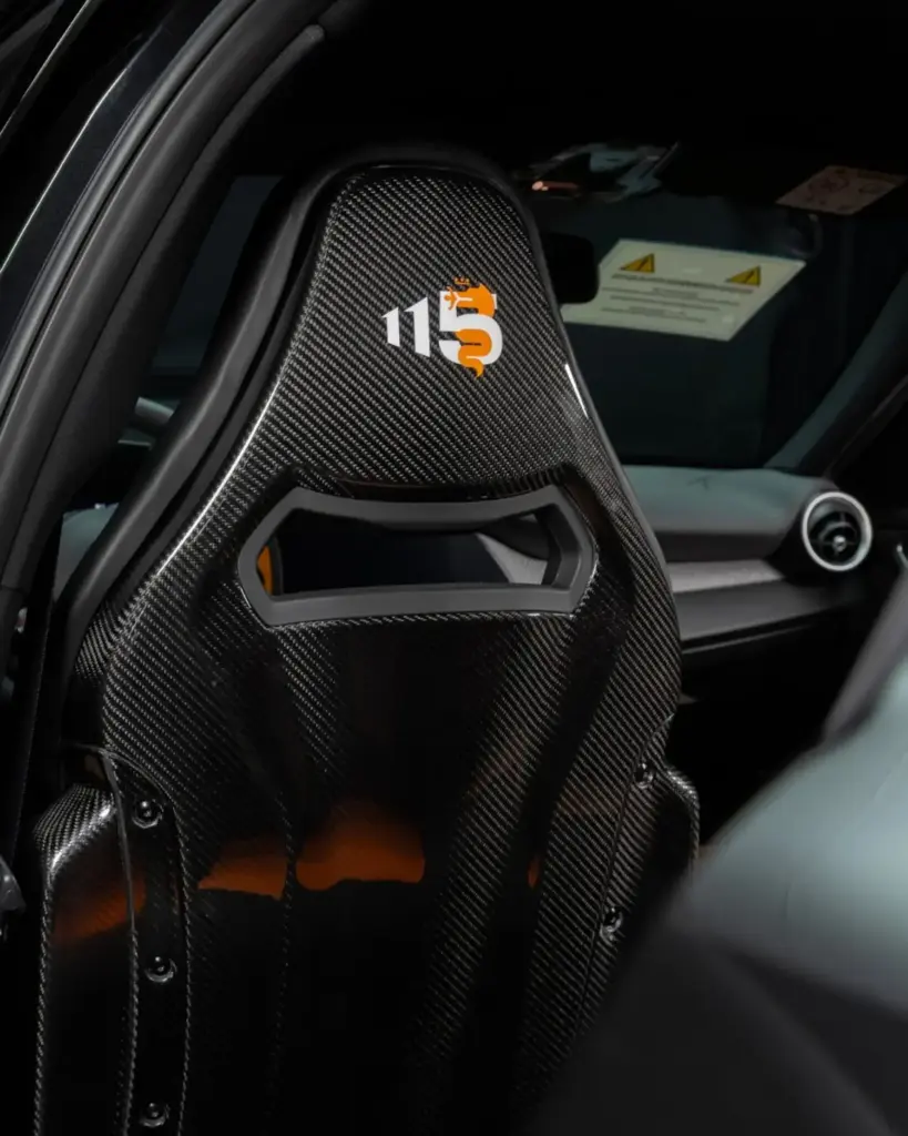 2026 Alfa Romeo Bespoke Edizione Dubai. Imagen asiento.