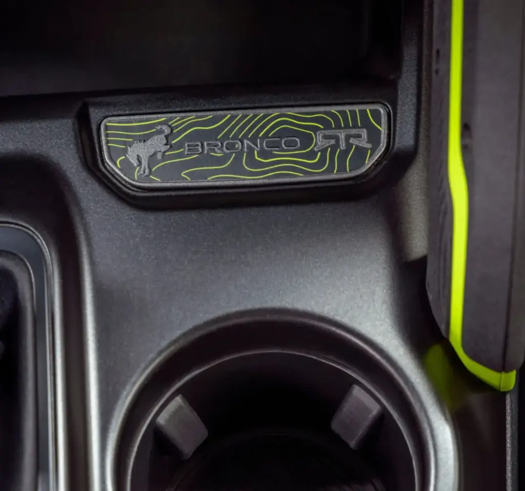 El Ford Bronco RTR nos deleita con su interior a un paso de su lanzamiento 8 Motor16 2026 Ford Bronco RTR Interior 5 Motor16