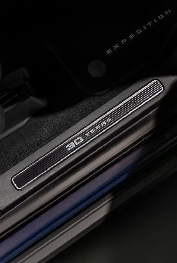 2026 Ford Expedition 30 Years 13 Motor16