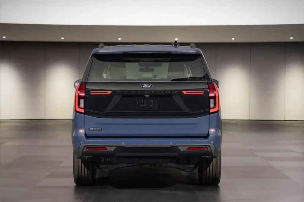 2026 Ford Expedition 30 Years 5 Motor16