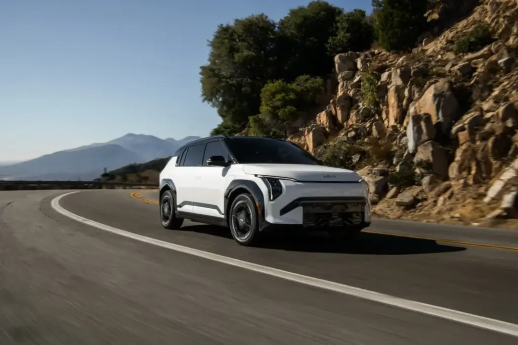 2026 Kia EV3 EE UU 2 Motor16