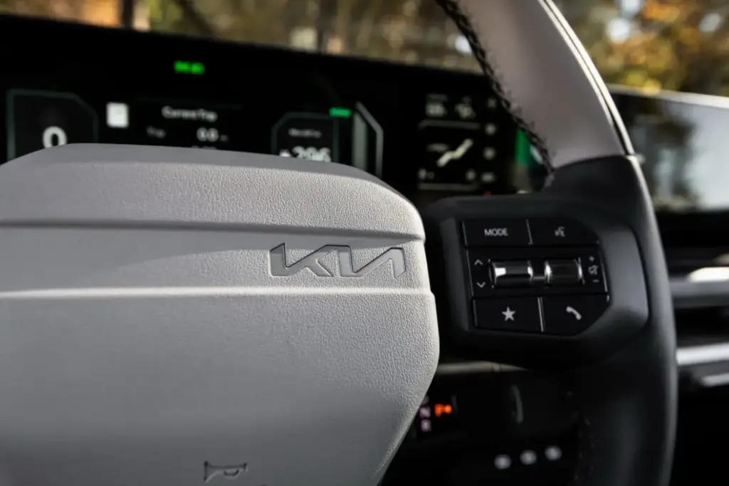 2026 Kia EV3 EE UU 28 Motor16