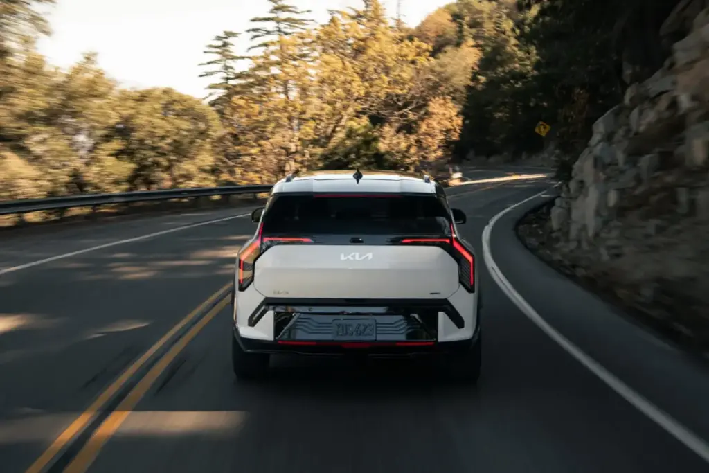 2026 Kia EV3 EE UU 3 Motor16