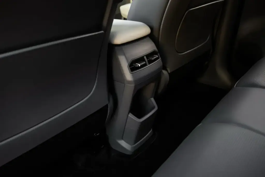 2026 Kia EV3 EE UU 36 Motor16