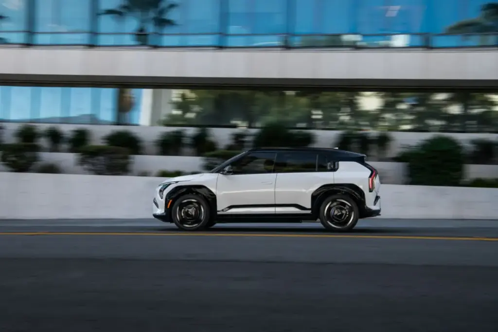 2026 Kia EV3 EE UU 9 Motor16