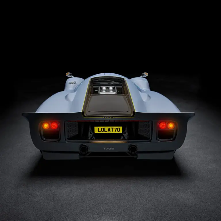Lola T70S: Regresa una leyenda con la esencia del pasado y un enorme V8