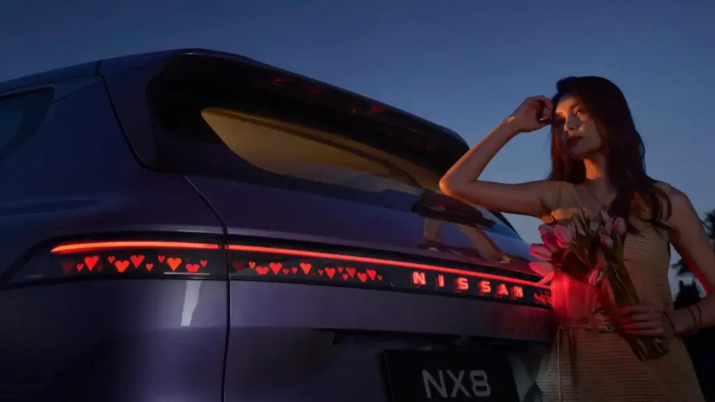 2026 Nissan NX8. Imagen trasera.