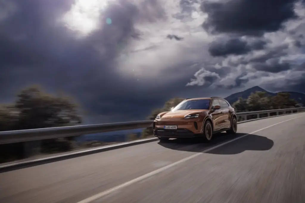 Porsche Cayenne Electric: Conducimos el SUV eléctrico que desafía las leyes de la física 18 Motor16 2026 Porsche Cayenne Electric Al Volante 37 Motor16