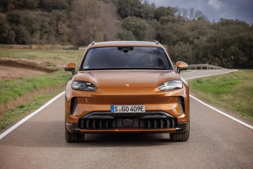 Porsche Cayenne Electric: Conducimos el SUV eléctrico que desafía las leyes de la física 7 Motor16 2026 Porsche Cayenne Electric Al Volante 46 Motor16