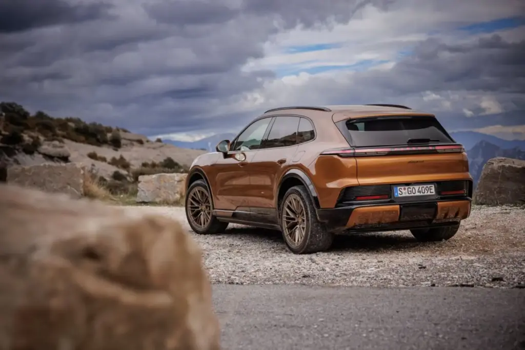 Porsche Cayenne Electric: Conducimos el SUV eléctrico que desafía las leyes de la física 10 Motor16 2026 Porsche Cayenne Electric Al Volante 53 Motor16