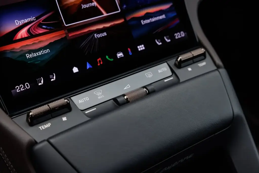 Porsche Cayenne Electric: Conducimos el SUV eléctrico que desafía las leyes de la física 33 Motor16 2026 Porsche Cayenne Electric Al Volante 58 Motor16