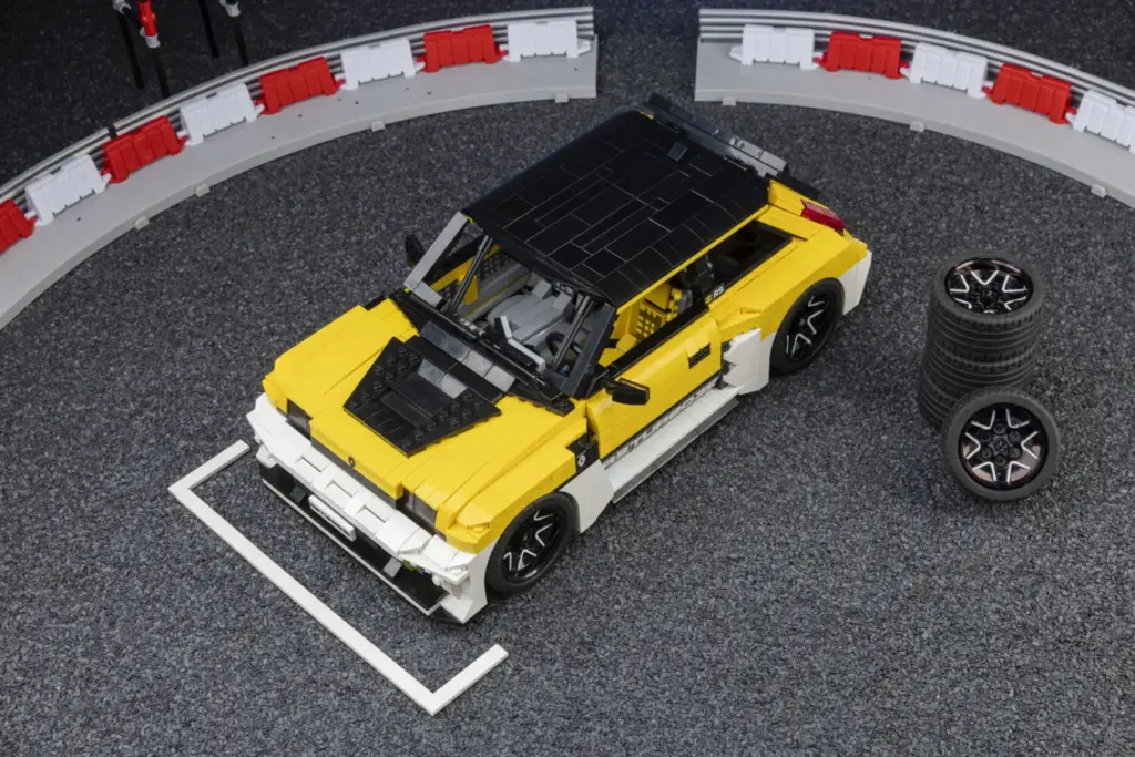 2026 Renault 5 Turbo 3E LEGO 1 Motor16