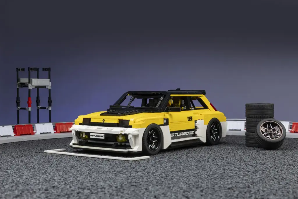 2026 Renault 5 Turbo 3E LEGO 2 Motor16