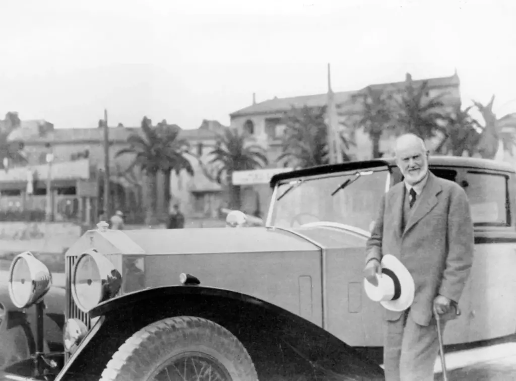2026 Rolls-Royce Le Rossignol. Imagen.