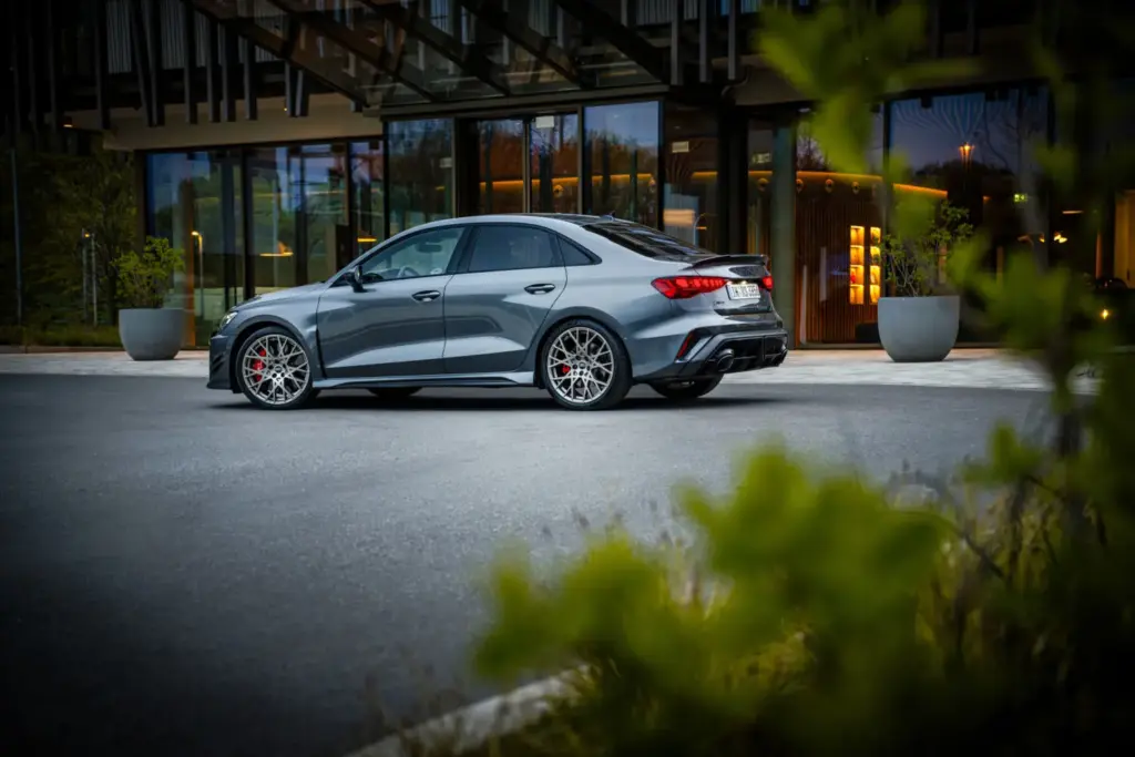 2026 audi rs 3 competition limited 18 Motor16