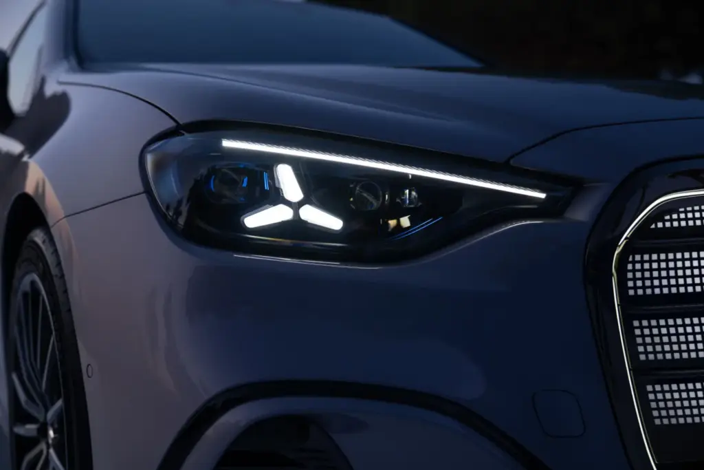 2026 mercedes benz clase c electrico 28 Motor16