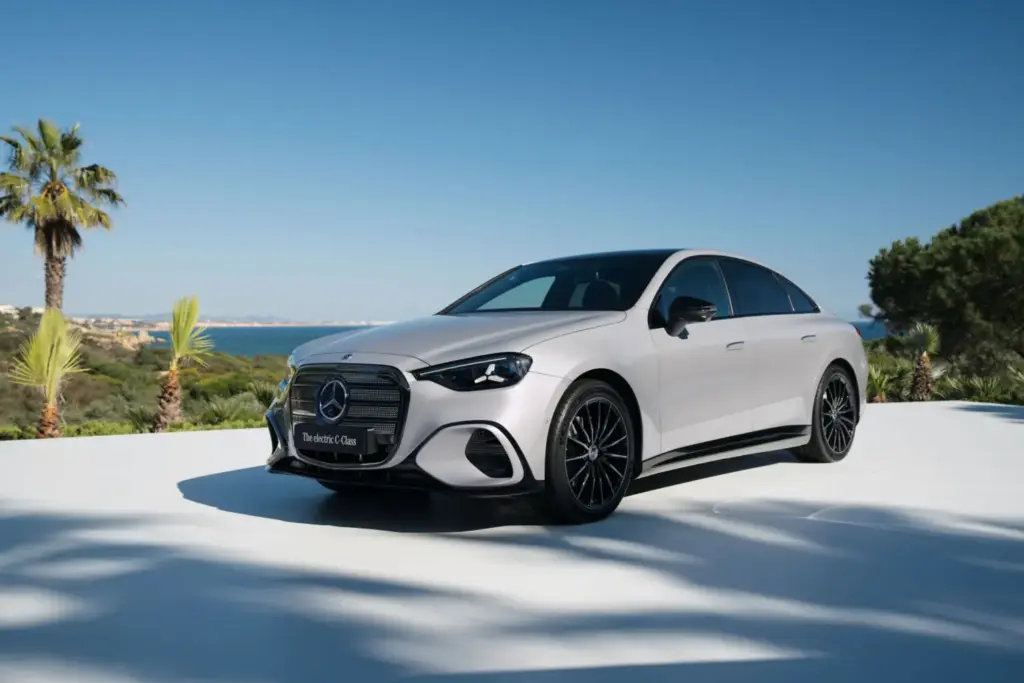 2026 mercedes benz clase c electrico 35 Motor16