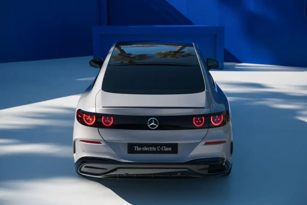 2026 mercedes benz clase c electrico 39 Motor16