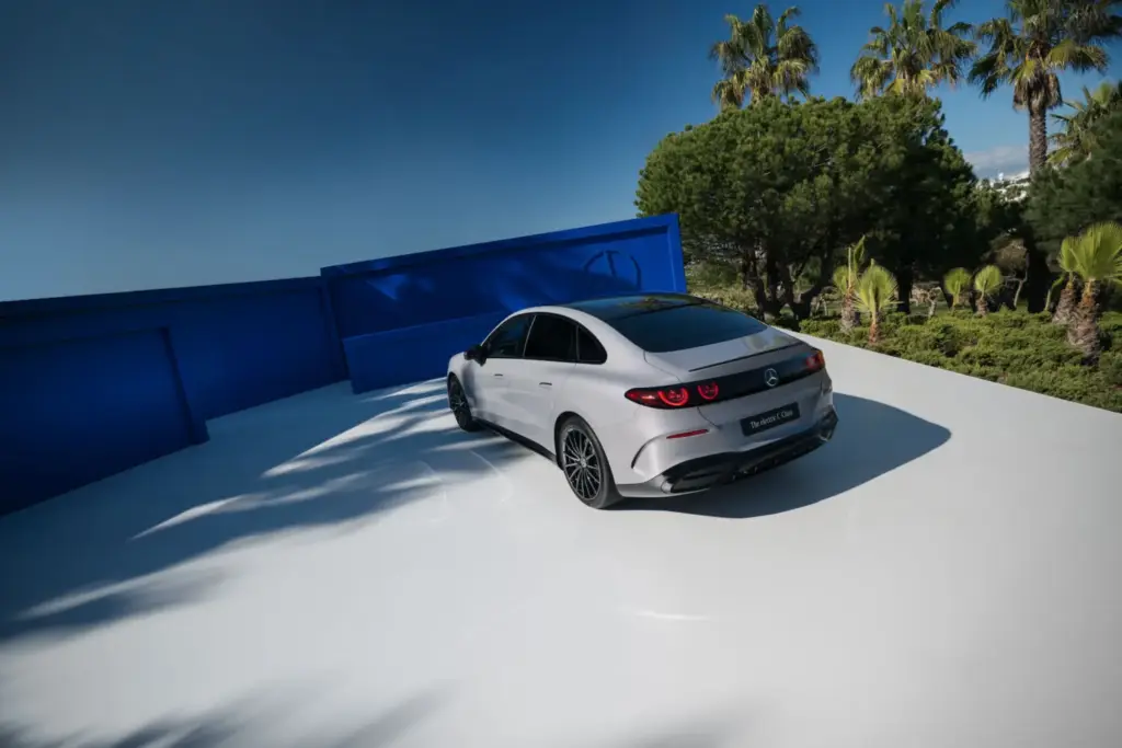 2026 mercedes benz clase c electrico 41 Motor16