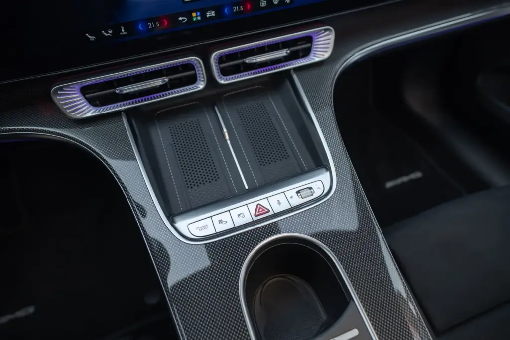 2026 mercedes benz clase c electrico 46 Motor16