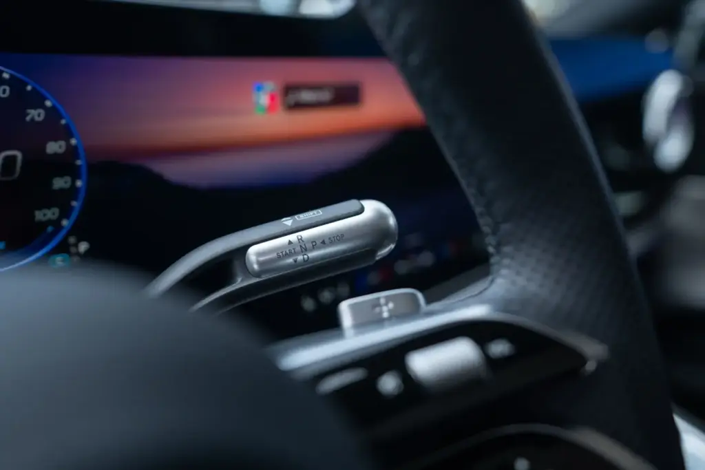 2026 mercedes benz clase c electrico 47 Motor16