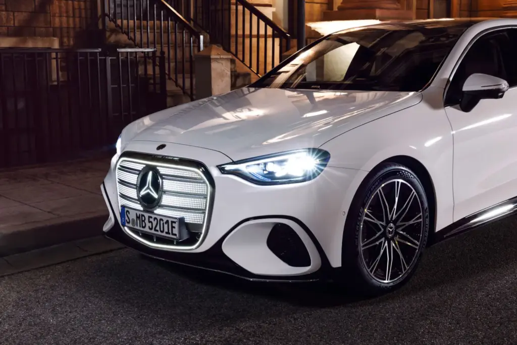 2026 mercedes benz clase c electrico 87 Motor16