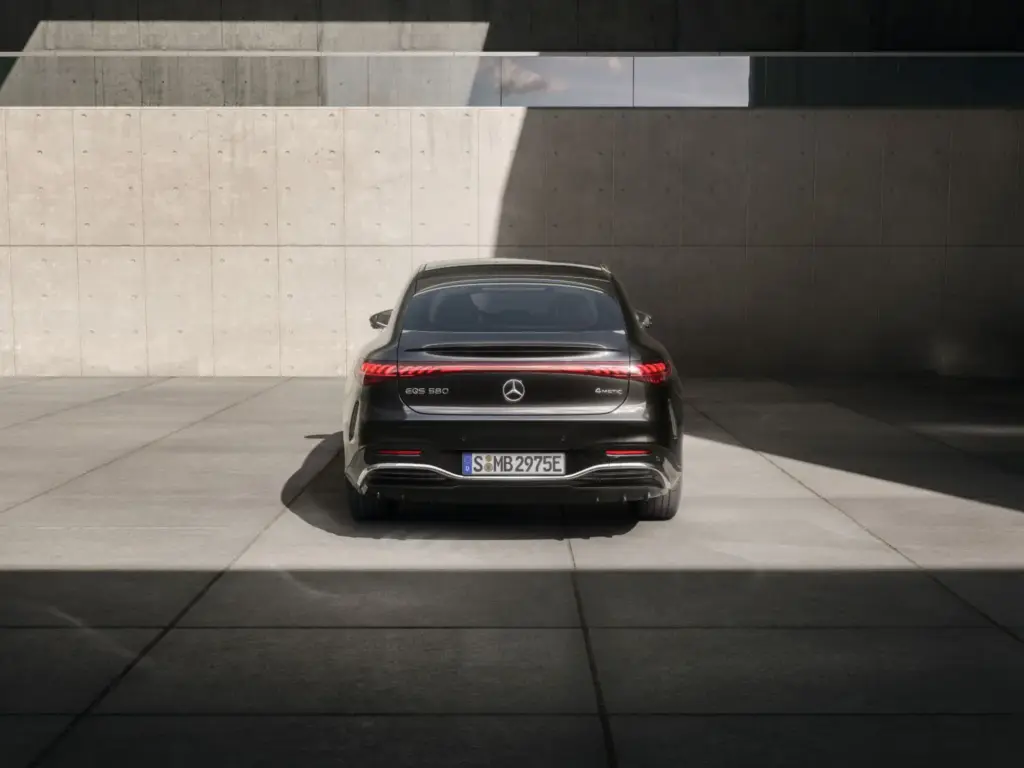 2026 mercedes benz eqs 5 Motor16