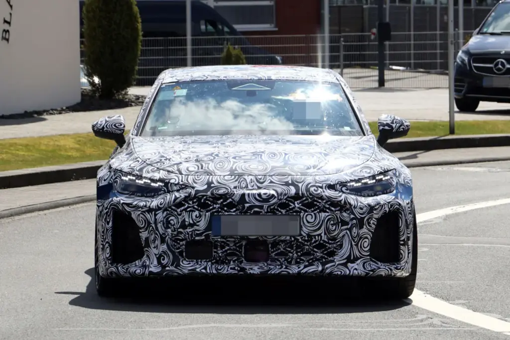 Audi RS 6 Sedan 2 Motor16