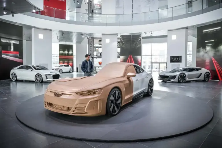 Audi e-tron GT segunda mano: ya hay unidades desde 48.000 € tras perder más de 60.000 €